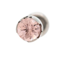 4mm Prong-Set Brilliant-Cut Gem On Flatback -Starfire – Body Jewelry 40065 AnatometalProng SetBrilliant CutGemFlatbackSingleDM DustyMorganite1 02e28f2e 350e 4b54 a0e7 218593cf9070