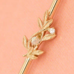 "Jessamine" Industrial Barbell In Gold With Mercury Mist Topaz & White CZ -Starfire – Body Jewelry 41093 BodyVision BVLAJessamineIndustrialBarbellinGoldwithMercuryMistTopaz WhiteCZzFunky